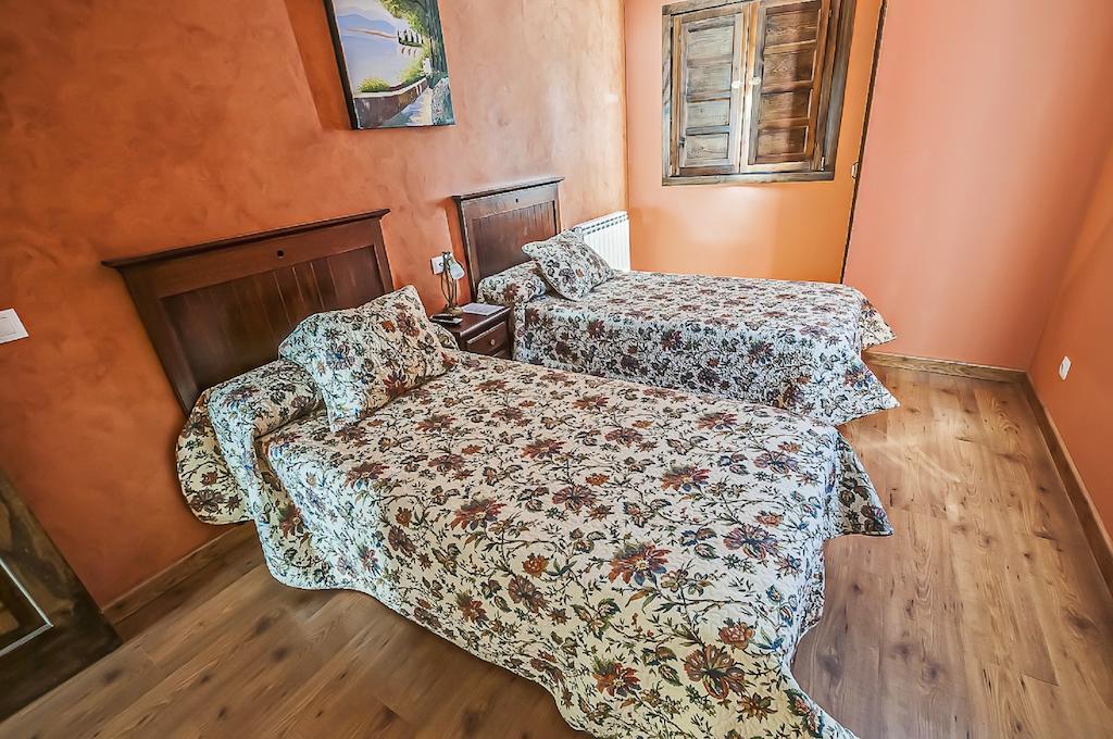 Hotel Rural Pajarapinta Molinaseca Zimmer foto
